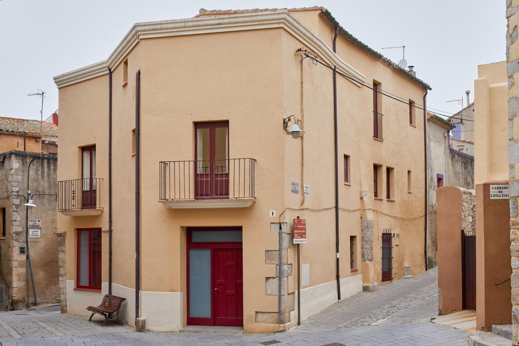 Loft Con Encanto En El Corazon Historico De Peralada Dış mekan fotoğraf
